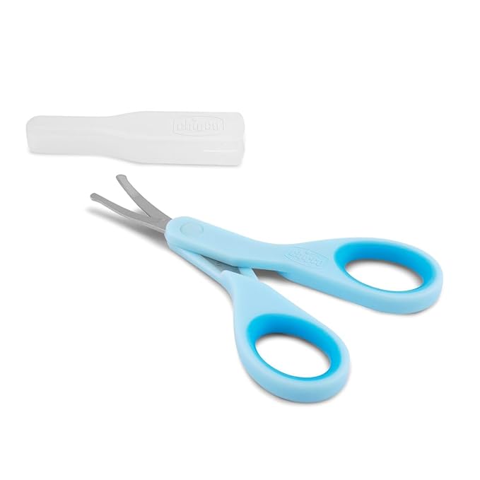 Chicco Nail Scissors for Babies and Children, Stainless Steel Baby Scissors with Curved Blades and Rounded Tips, Protective Case, Non-Slip Rubber Handle, Baby Accessories for Newborns from 0 Months