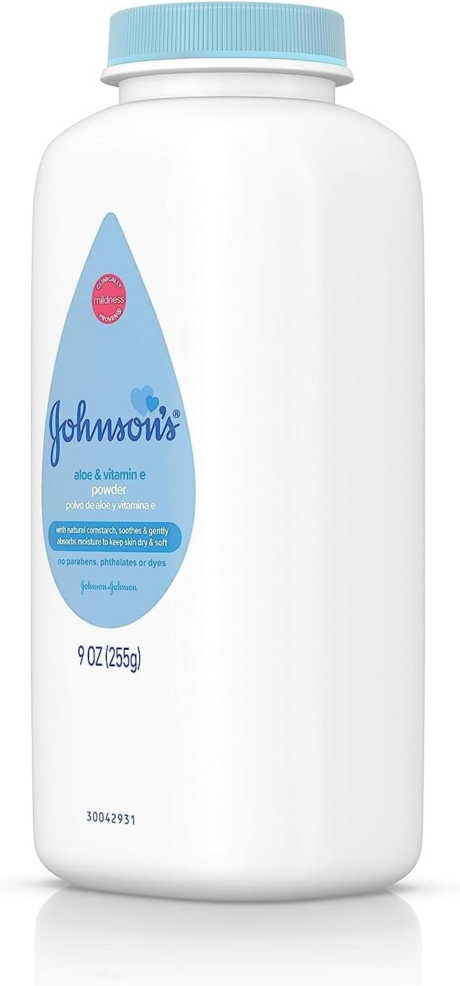 Johnson's Baby Powder, Hypoallergenic, For Delicate Skin | Paraben-Free | Dye-Free | 1.5 oz | Pack of 2