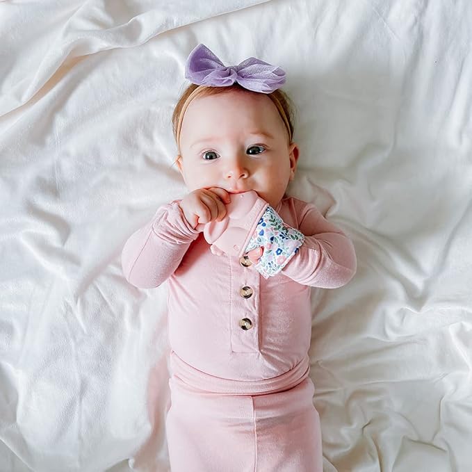 Itzy Ritzy Silicone Teething Mitt - Soothing Infant Teething Mitten with Adjustable Strap, Crinkle Sound & Textured Silicone to Soothe Sore & Swollen Gums - for Ages 3 Months & Up (Bunny)