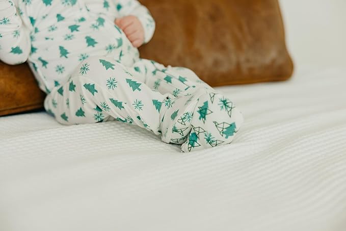 Copper Pearl Zip-Up Footie Baby Pajamas: Ultra-Soft Boys Pajamas and Girls Pajamas, Premium Knit Fabric in Stylish Prints, Tag-Free with Two-Way Zipper, Sized Newborn to 24 Months, Alps