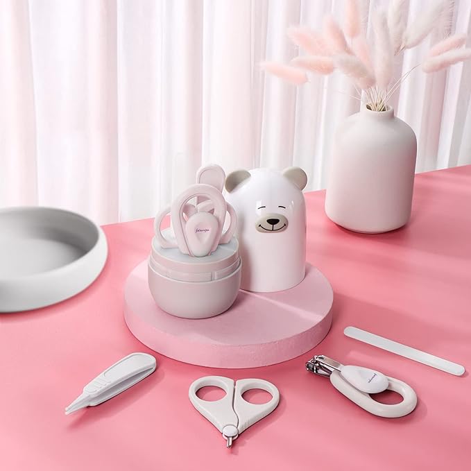 Baby 7 in 1 Grooming Set, Nail Scissors, Nail File, Tweezers, Natural Wood Hair Comb, Storage Basket for Children and Newborns in Beautiful Gift Box