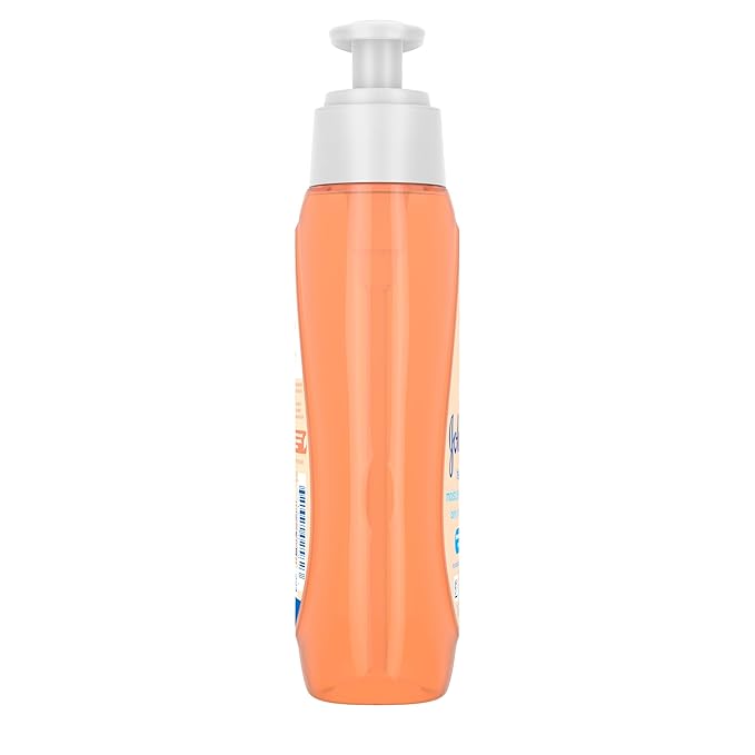 Johnson's Baby Head-To-Toe Wash & Shampoo, Tear-Free, Moisturizing Body Wash, Newborn Essentials, Baby Wash and Shampoo, No added Parabens, Sulfates and Dyes, 13.6 fl. oz