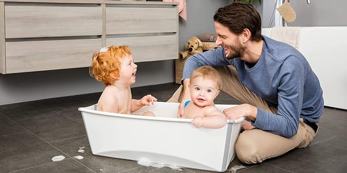 Stokke Flexi Bath Portable X-Large Baby Bathtub with Heat-Sensitive Plug, White Grey