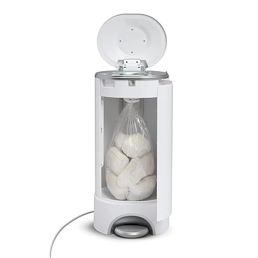 Munchkin® UV Diaper Pail #1 in Odor Control, Includes 1 UV Snap, Seal & Toss™ Bag and 1 UV Refill Ring