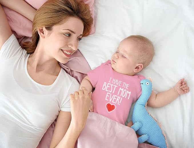 Tstars I Have the Best Mom Ever Baby Bodysuit Newborn Outfit Gift for Baby Shower or First Mother's Day
