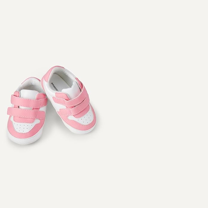 Amazon Essentials Unisex Babies' Hook & Loop Court Sneakers