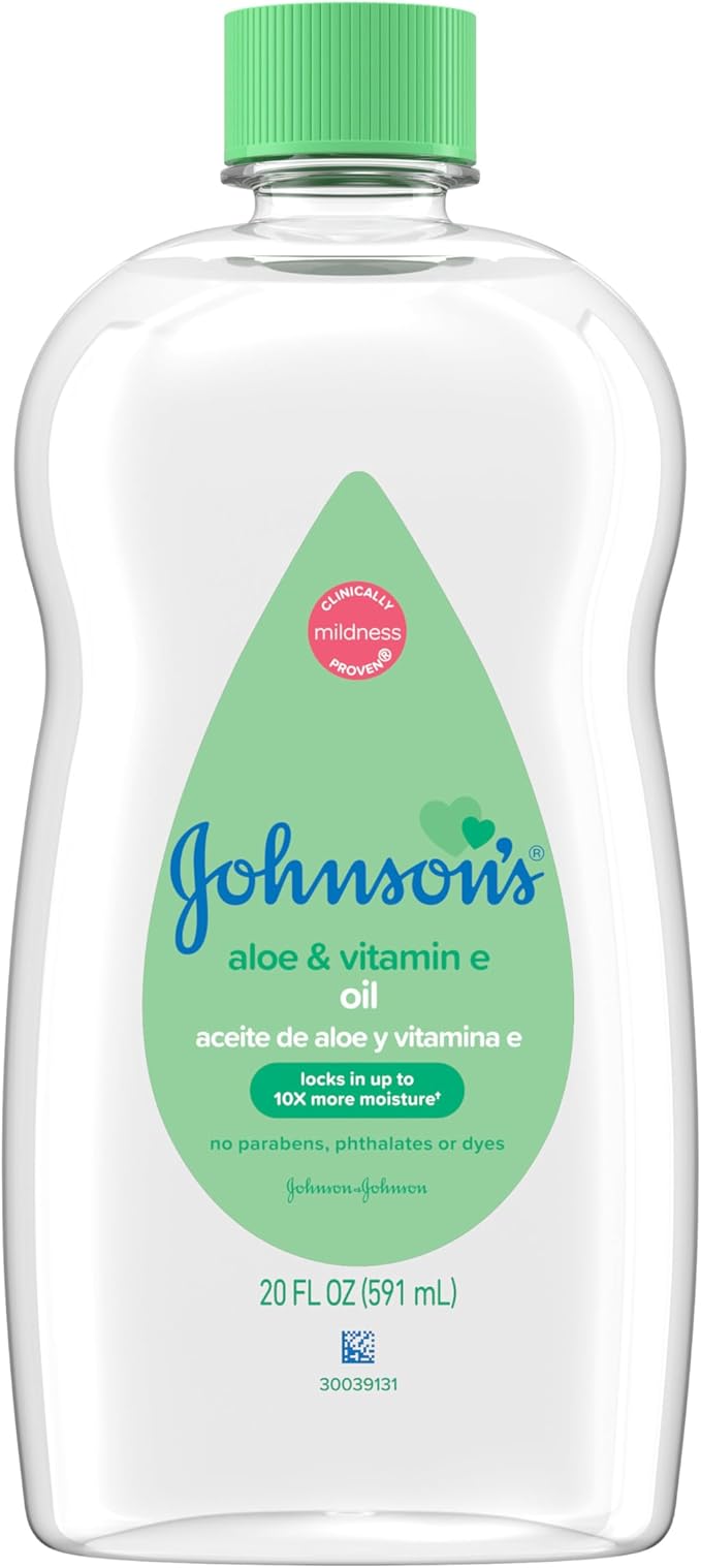 Johnson's Baby Oil, Mineral Oil with Aloe Vera & Vitamin E to help reduce Moisture Loss, Soothing, Moisturizing Baby Massage Oil, 20 fl. oz, 6 Pack
