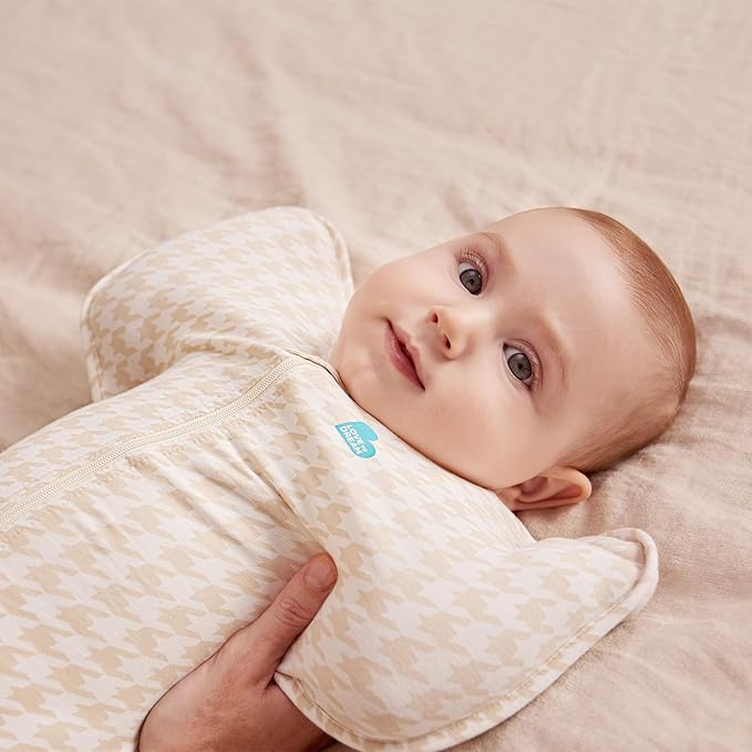 Love to Dream Swaddle UP, Sleep Sack 0-3 months, Self-Soothing, Improves Sleep, Snug Fit Helps Calm Startle Reflex, Baby Essentials must haves Newborn, 1.0 TOG, 13-19 lbs, Tan Houndstooth