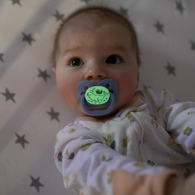 Dr. Brown's Advantage Glow-in-The-Dark Baby Pacifier, Fully Symmetrical Soother with Soft Silicone Bulb, Lavender Love-Coral Ocean, 0-6m, BPA Free, 4 Pack