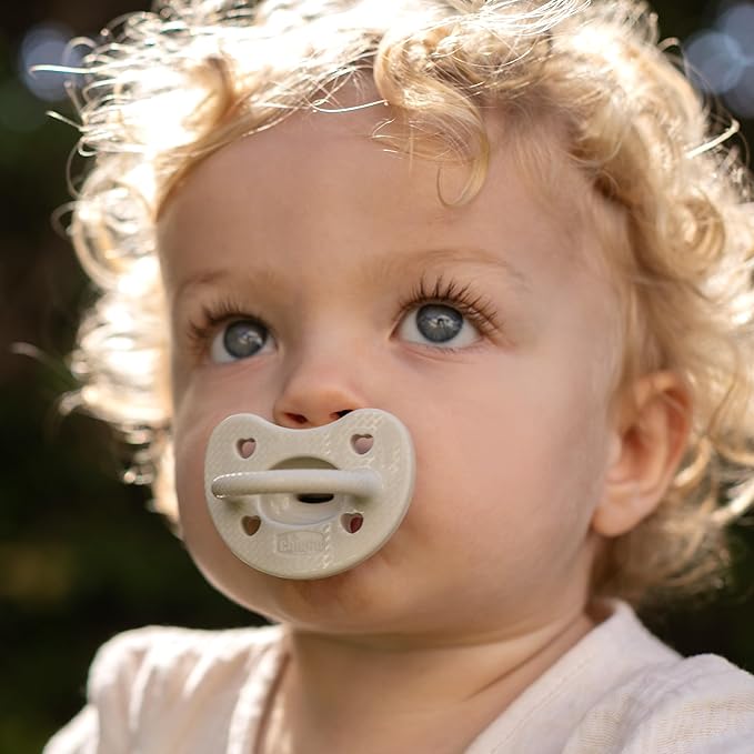 Chicco PhysioForma Luxe Orthodontic Pacifier, 6-16m | 100% Soft Silicone | Supports Breathing & Oral Development | Textured Shield & Handle | Includes Sterilizing Case | BPA Free | Grey, 2pk