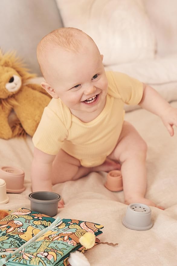 MORI Baby Short Sleeve Unisex Bodysuit with Envelope Neck and Nickel Free Poppers - Viscose from Bamboo and Cotton Blend