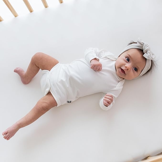 KYTE BABY Rayon Made From Bamboo Bow, (6-12 Months, Oat)