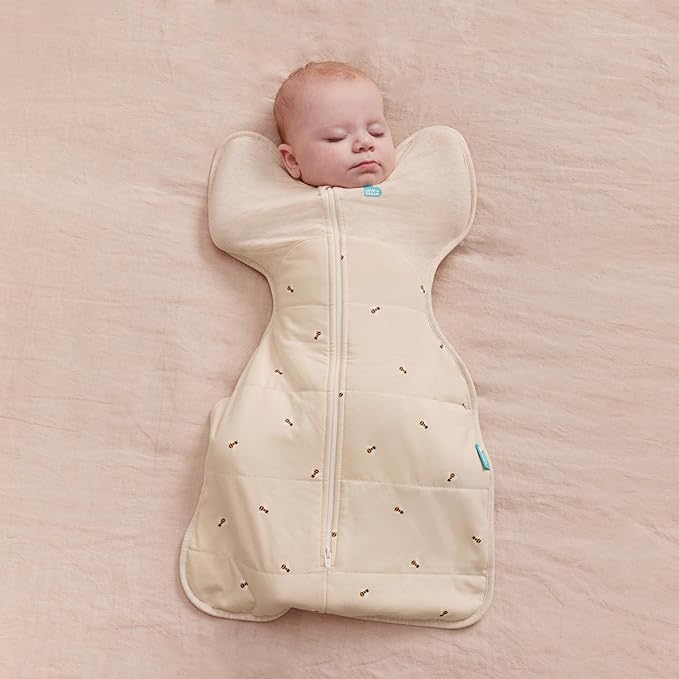 Love to Dream Swaddle UP Warm, 2.5 TOG, Dramatically Better Sleep, Allow Baby to Sleep in Preferred Arms Up Position for Self-Soothing, Snug Fit Calms Startle Reflex, 5-8.5lbs, Oatmeal Bees