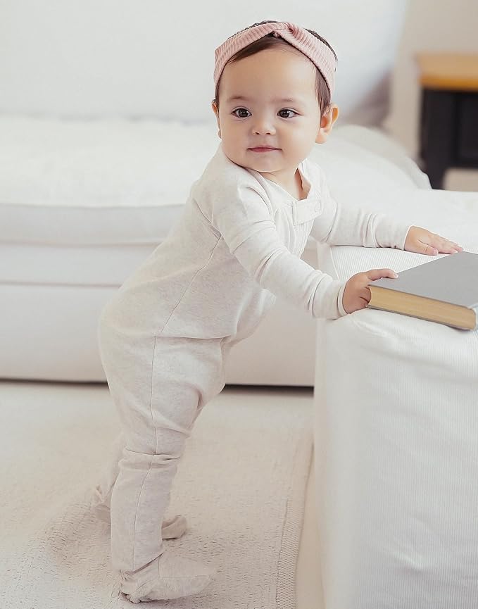 VAENAIT BABY Infant Toddler Boys Girls Modal Cotton Footed Pajamas One-Piece Romper Sleep and Play 0M-2T