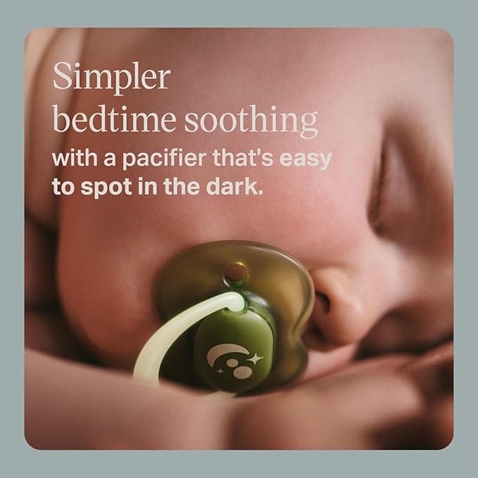 Tommee Tippee NightGlow Pacifiers, 6-18 Months, Glow in The Dark, Symmetrical Nipple, 100% BPA Free Silicone, Dishwasher and Sterilizer Safe, Twilight Tones, Pack of 4