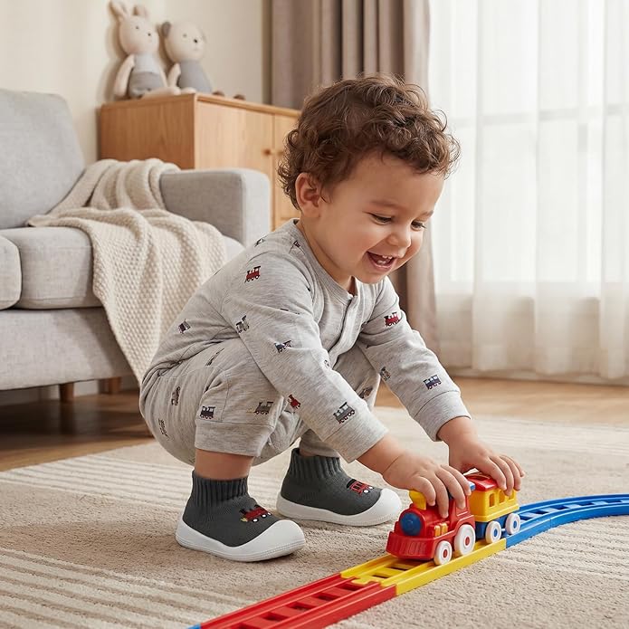 STQ Baby Socks Shoes Toddler Wide Toe Box Non-Slip Slippers Infant Walking Shoe Soft Baby Boys Girls Lightweight Sneakers