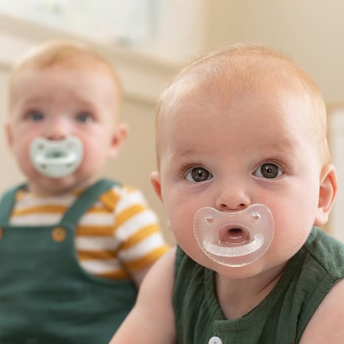 Chicco PhysioForma Luxe Orthodontic Pacifier, 0-6m | 100% Soft Silicone | Supports Breathing & Oral Development | Textured Shield & Handle | Includes Sterilizing Case | BPA Free | Crystal, 2pk