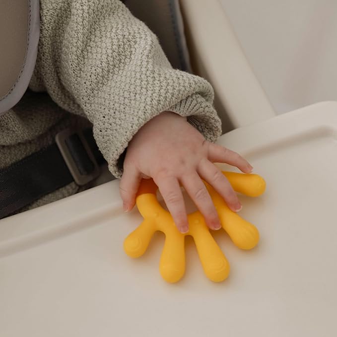 Nuby Three Step Teether Set, 3m+ | Soft and Hard Teething Surfaces (Pack of 6)