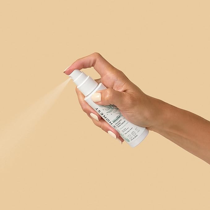 The Honest Company Baby Diaper Rash Cream Spray, Moisturizing, Calming Zinc Oxide, Hypoallergenic, Dermatologist Tested, Cruelty-Free, 2 fl oz