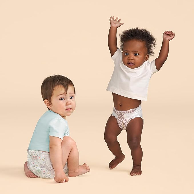 The Honest Company Comfort Dry Disposable Diapers for Sensitive Skin, Hypoallergenic, Fragrance-Free, Wild Thang + All The Alpacas, Club Box, Size 4 (22-37 lbs), 54 Count