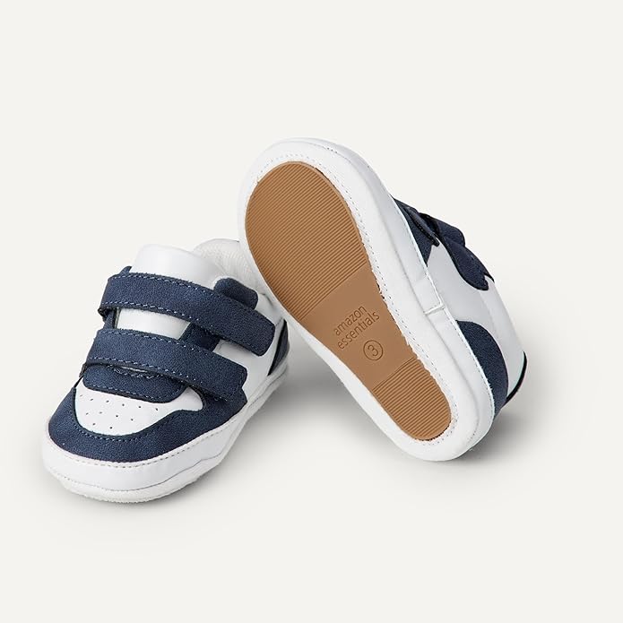 Amazon Essentials Unisex Babies' Hook & Loop Court Sneakers