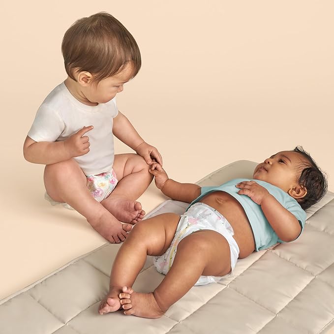 The Honest Company Comfort Dry Disposable Diapers for Sensitive Skin, Hypoallergenic, Rose Blossom + Tutu Cute, Club Box Size 1 (8–14 lbs), 78 Count