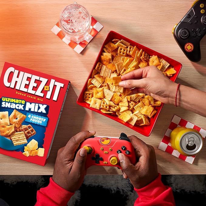 Cheez-It Ultimate Snack Mix, Salty Snacks, Pantry Size, 10.5oz Box (1 Box)