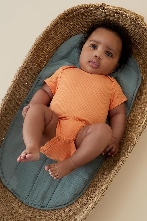 MORI Baby Short Sleeve Unisex Bodysuit with Envelope Neck and Nickel Free Poppers - Viscose from Bamboo and Cotton Blend