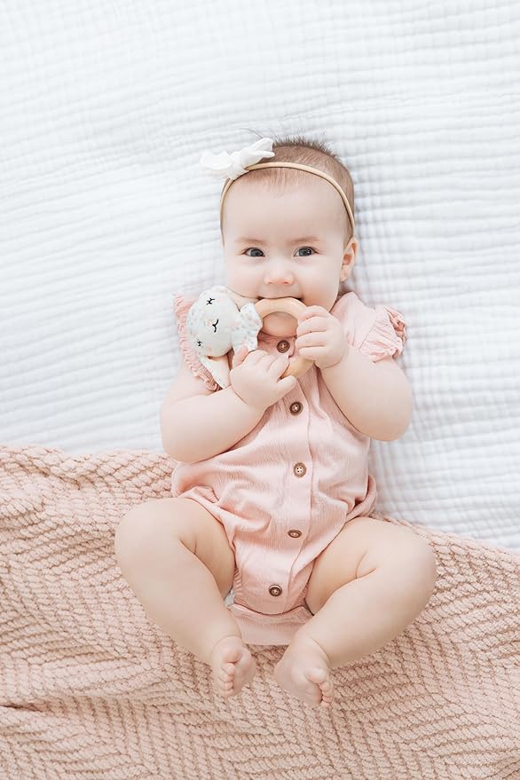 Pearhead Floral Bunny Wooden Baby Teething Ring, Natural Wood & Plush Infant Teether Rattle, BPA-Free Newborn Gum Soother, Easy-Grip Sensory Toy, 0 Months+