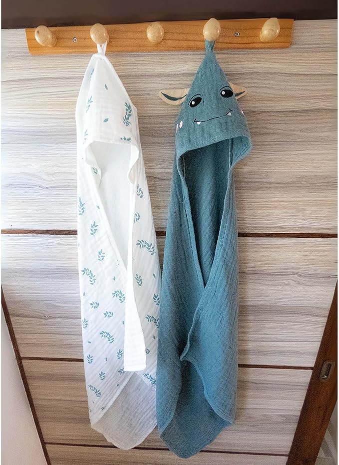 Chungie Soft Muslin Hooded Baby Towels 32x32 inches – 100% Cotton, 6-Layer Breathable Newborn Bath Towels with Hood, Pack of 2 (Printed + Embroidered)