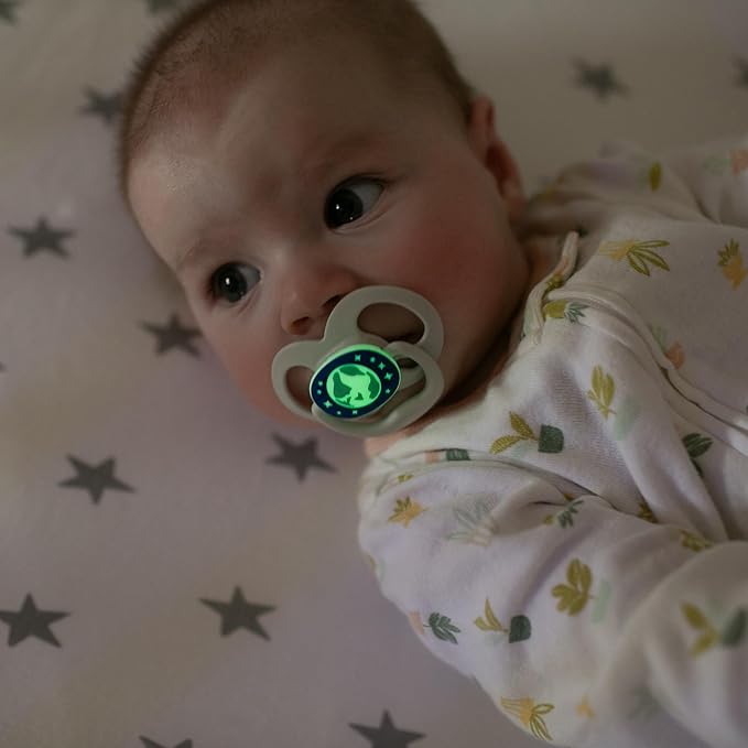 Dr. Brown's Advantage Glow-in-The-Dark Baby Pacifier, Fully Symmetrical Soother with Soft Silicone Bulb, Purple Nature, 6-18m, BPA Free, 24 Pack