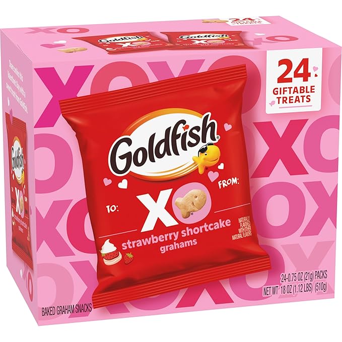 Goldfish Valentine's Day Strawberry Shortcake Flavored Baked Graham Snacks, 24 Count 0.75 Oz