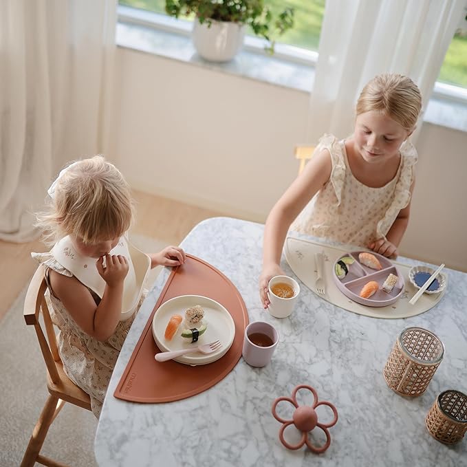 mushie Silicone Suction Plate | BPA-Free Non-Slip Design (Blush)