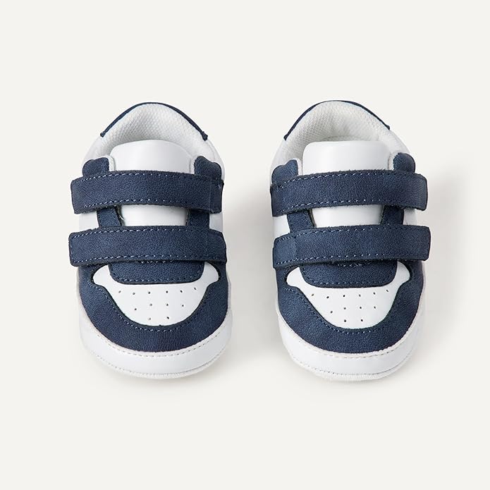 Amazon Essentials Unisex Babies' Hook & Loop Court Sneakers
