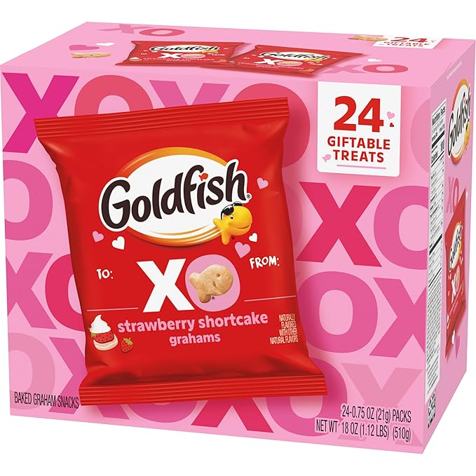 Goldfish Valentine's Day Strawberry Shortcake Flavored Baked Graham Snacks, 24 Count 0.75 Oz