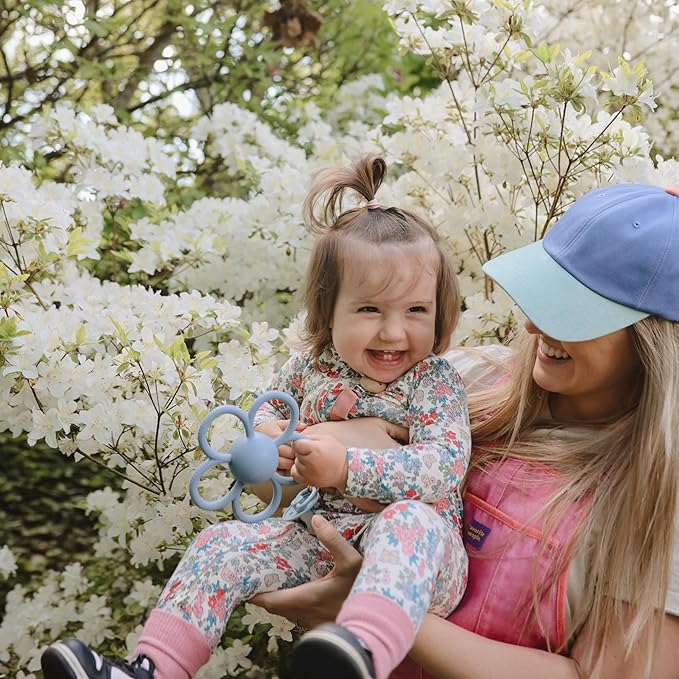 mushie Silicone Baby Daisy Rattle Teether Toy (Faded Denim)