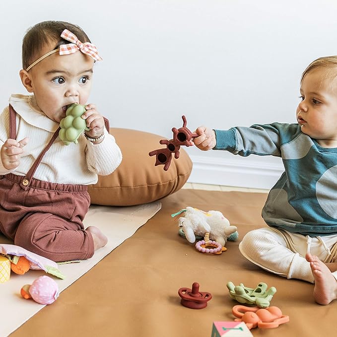 Doddle & Co. The Chew Slow Poke Turtle Teether with Poppable Bubbles | Toddler Teething Fidget Toy for Baby | Enhaces Oral Fit & Easy to Hold & Grab | Helps in Development for Babies | Pack of 1