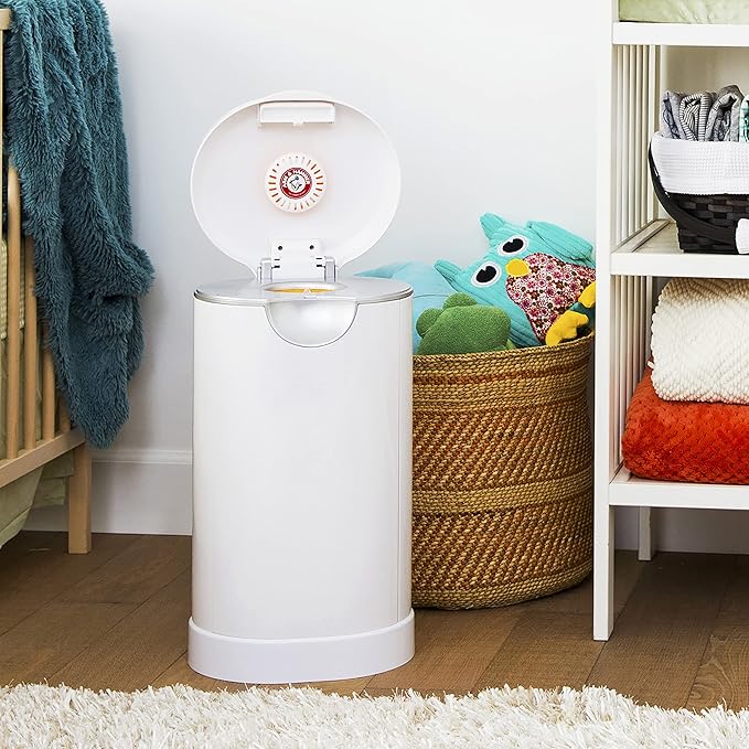 Munchkin® Step™ Diaper Pail Powered by Arm & Hammer, #1 in Odor Control, Award-Winning, Includes 1 Snap, Seal & Toss™ Bag, 1 Starter Refill Ring, and 4 Puck™ Baking Soda Cartridges