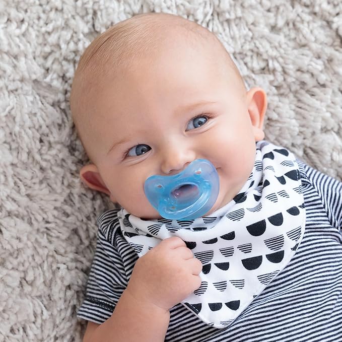Chicco PhysioForma Silicone Orthodontic Pacifier, 0-6m | 100% Soft Silicone | Supports Breathing & Oral Development | Satin-Textured Nipple | Includes Sterilizing Case | BPA Free | Blue/Green, 2pk