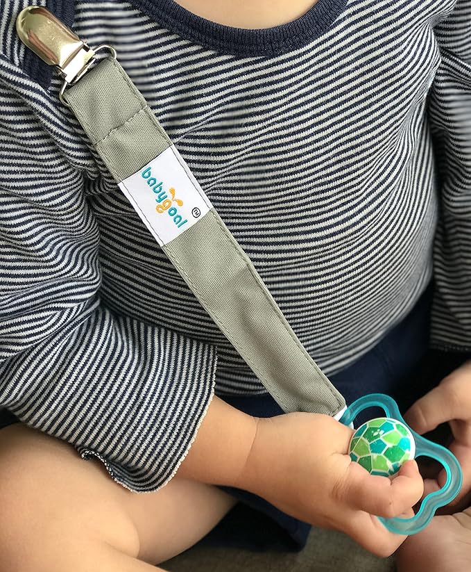 babygoal Baby White Black Pacifier Clips, 3 Pack Pacifier Holder Clips for Boys and Girls Fits for Most Pacifiers and Binkies MP01